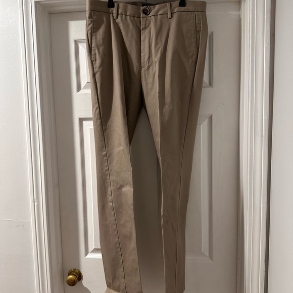 Dockers khakis - Picture 1 of 1